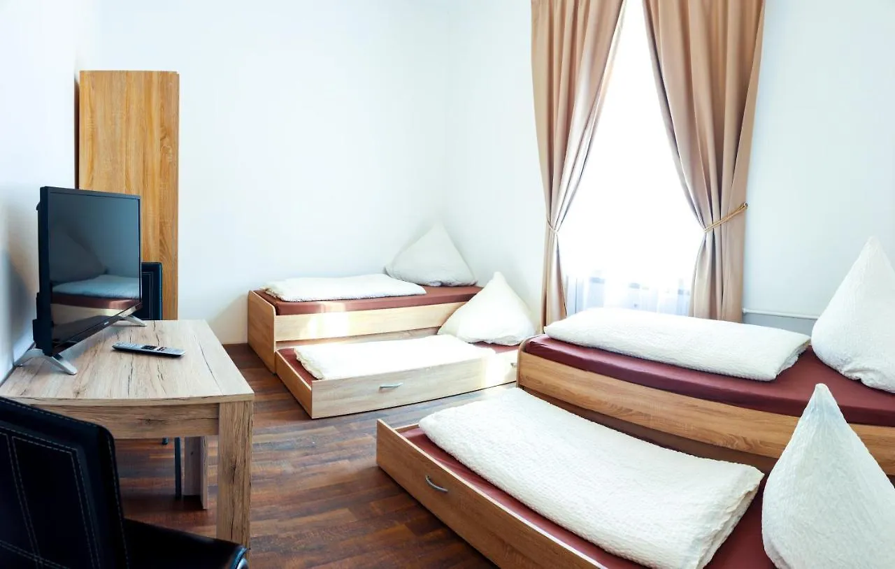 Fmm Hostel Memmingerberg