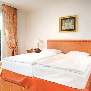 **** מלון Victor's Residenz-hotel Mitte גרמניה